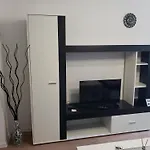 Stan Na Dan Mici Διαμέρισμα *